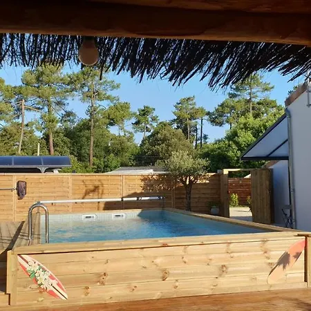 Contemporaine Avec Piscine 2 A 4 Pers Les Pommes De Pin La Palmyre Les Mathes